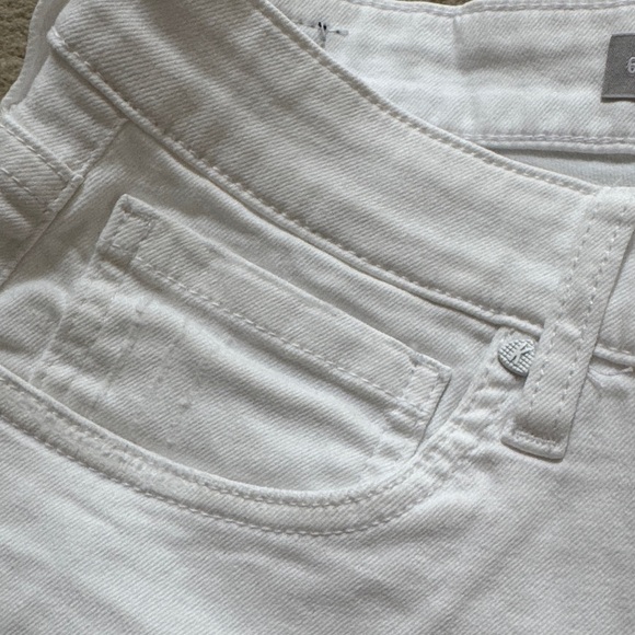 NWT Kut from the Kloth high rise Jane long short White Frayed Hem Jean Shorts - Picture 4 of 5